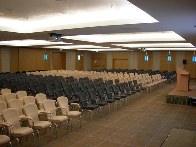 Hilton London Canary Wharf