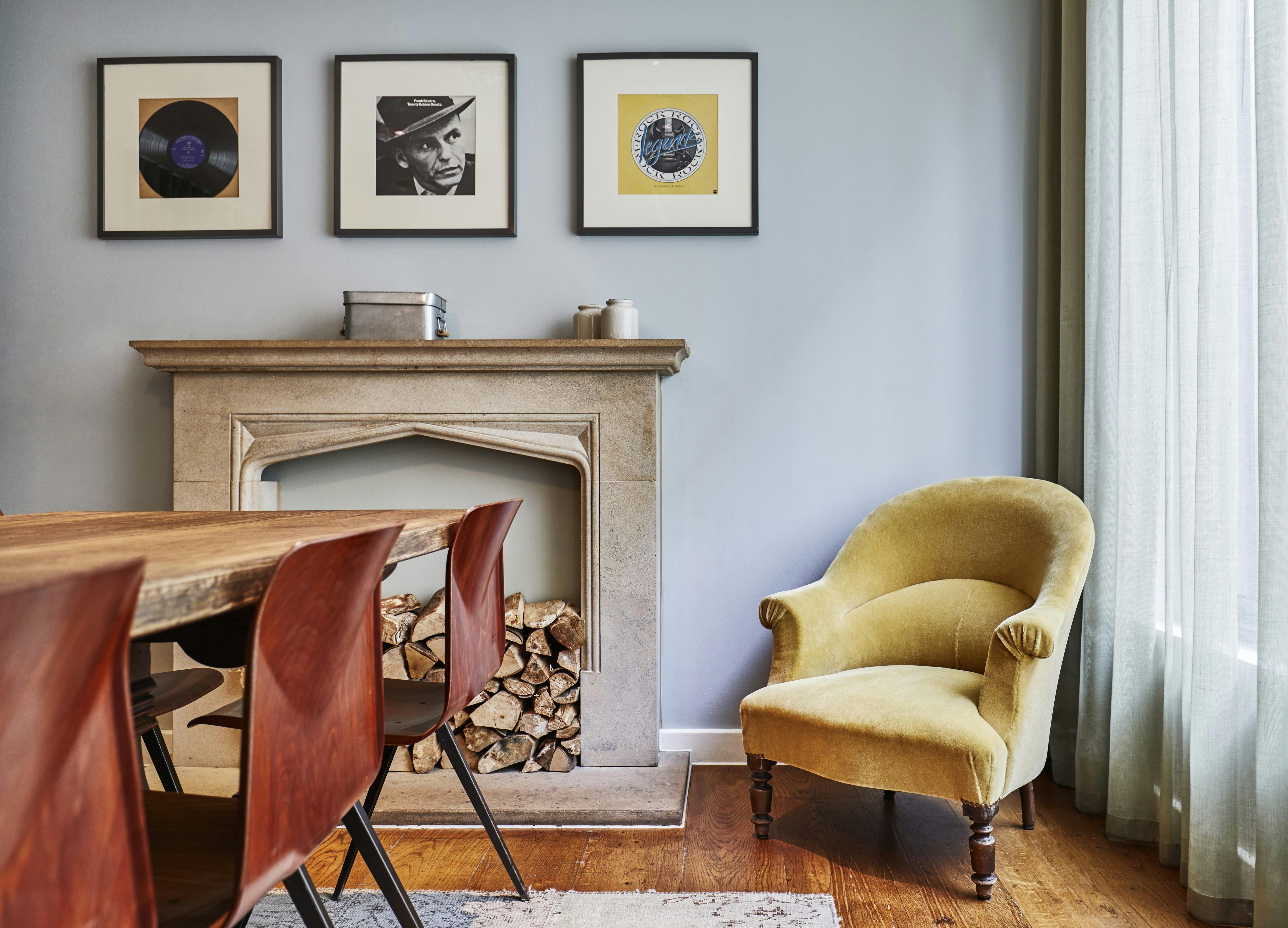 Stylish dining room at The Hoxton Shoreditch, ideal for meetings and gatherings.