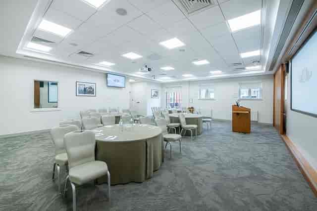 Modern conference venue, Cavendish Square, flexible seating
