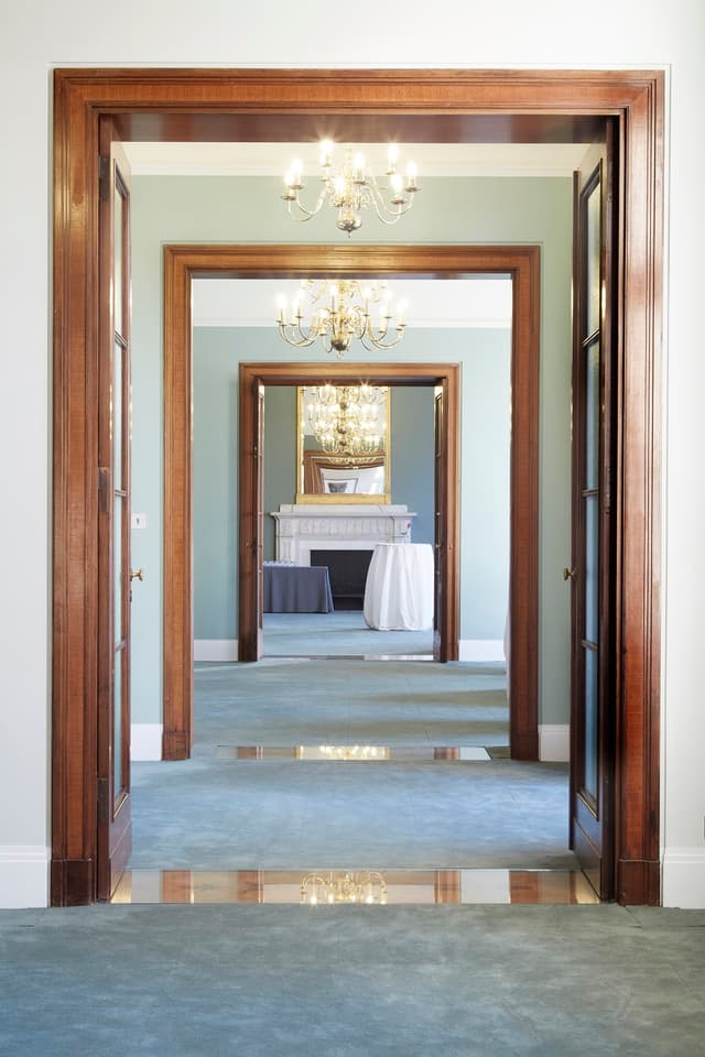 Wellcome Trust Lecture Hall and City of London Rooms 