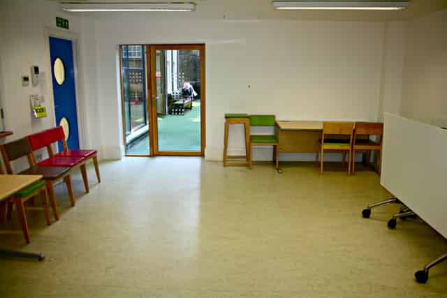 Crisp Room