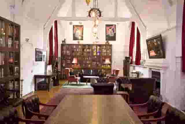 October Gallery