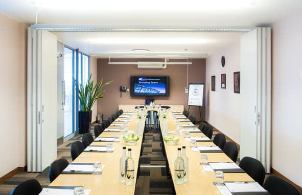 Medium Meeting Room