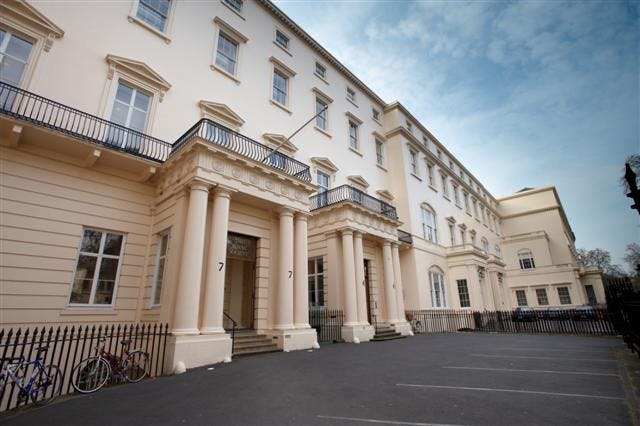 Elegant Royal Society venue for corporate events with spacious outdoor networking.