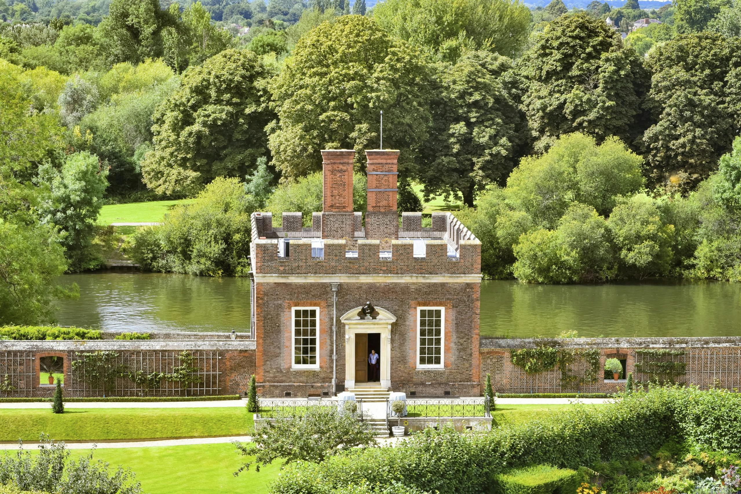 Little Banqueting House at Hampton Court Palace, ideal for outdoor weddings and events.