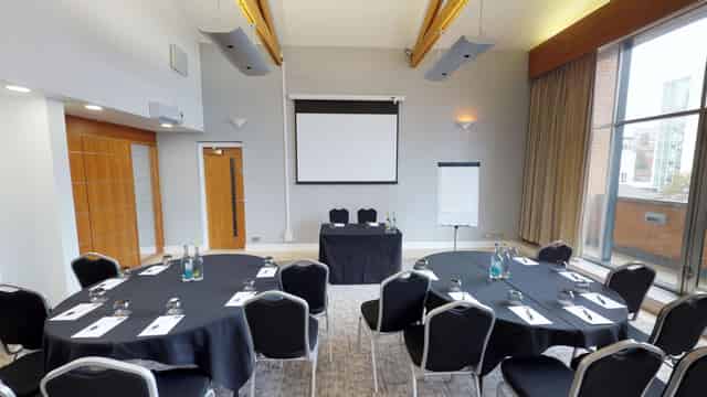 Meeting and Syndicate rooms
