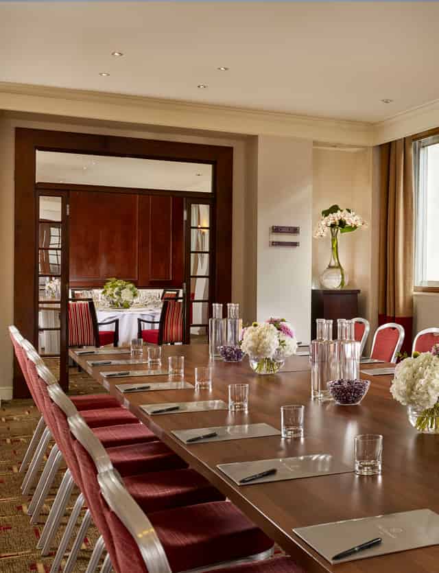 Piccadilly Suite 