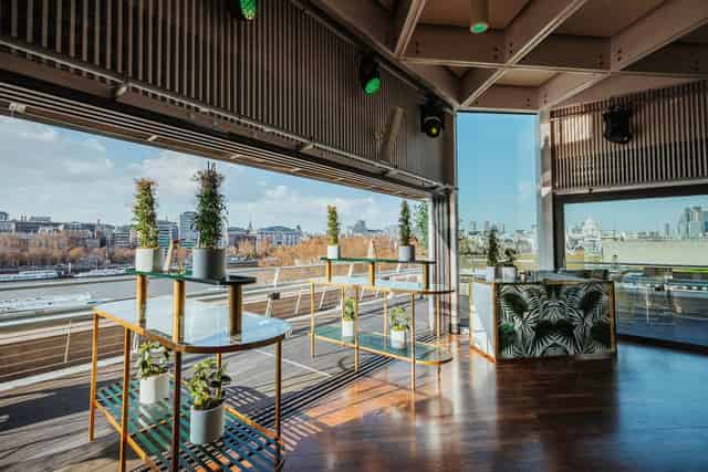 Buffini Chao Deck