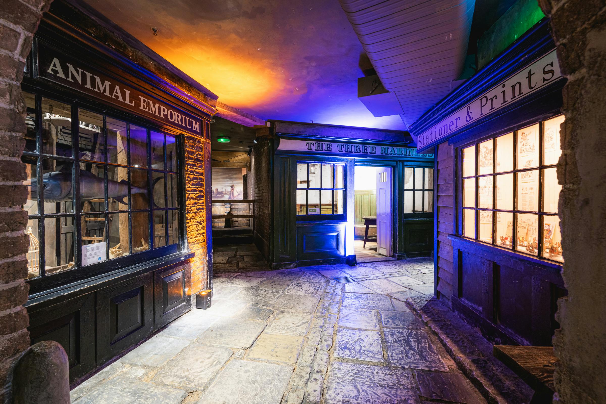 Sailortown Gallery, London: charming venue with cobblestone paths for events and gatherings.