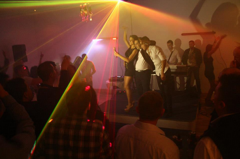 Summer Party Venues - Banner