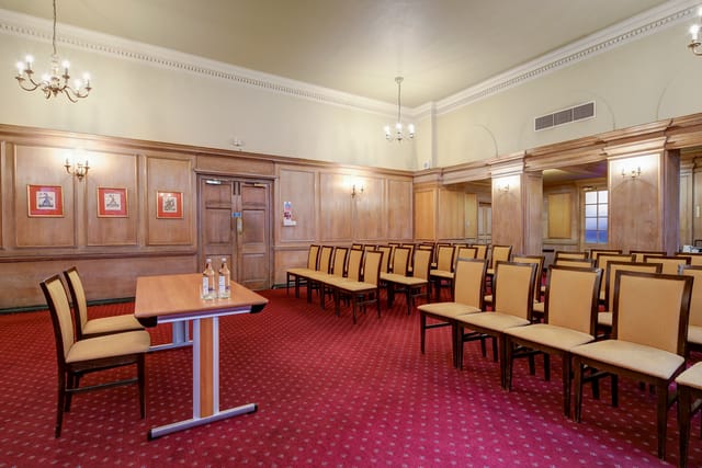Holden meeting room, tiered seating, board meeting, training event