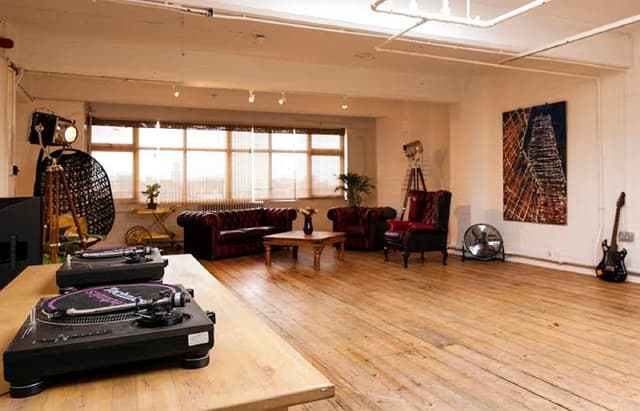 4th Floor Studios