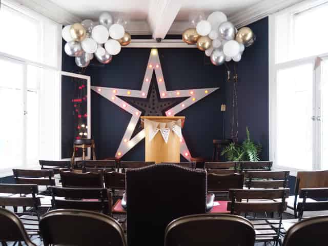 Star by Hackney Downs