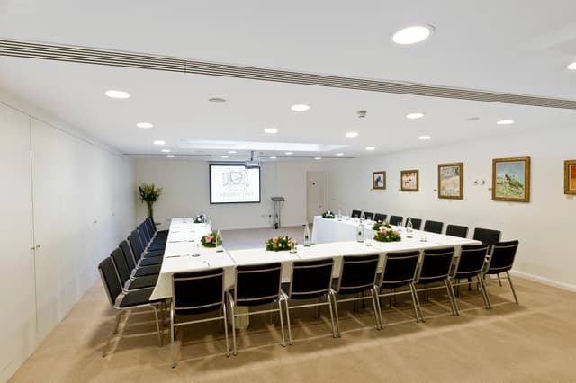 The Arab British Chamber of Commerce (ABCC)