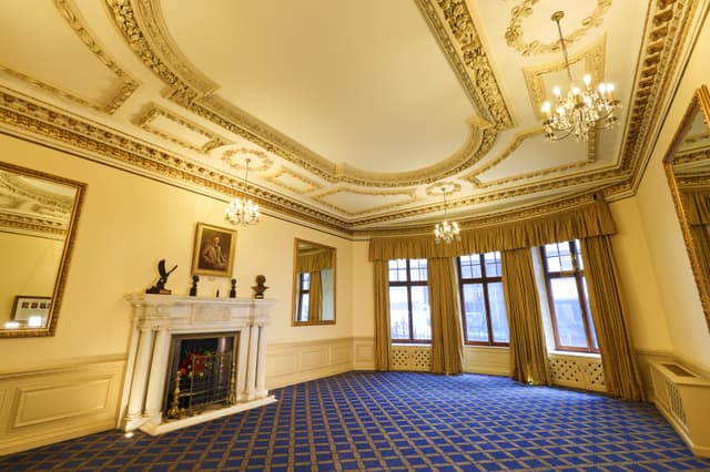 No. 4 Hamilton Place