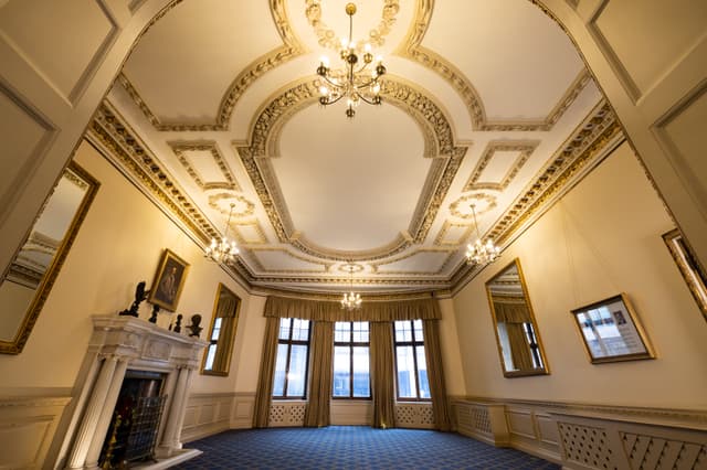 No. 4 Hamilton Place