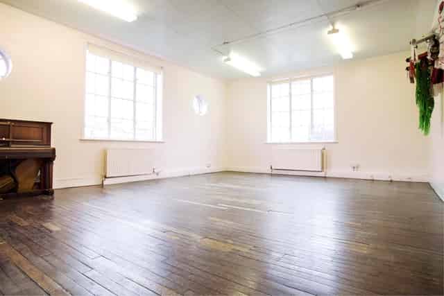 Committee Room