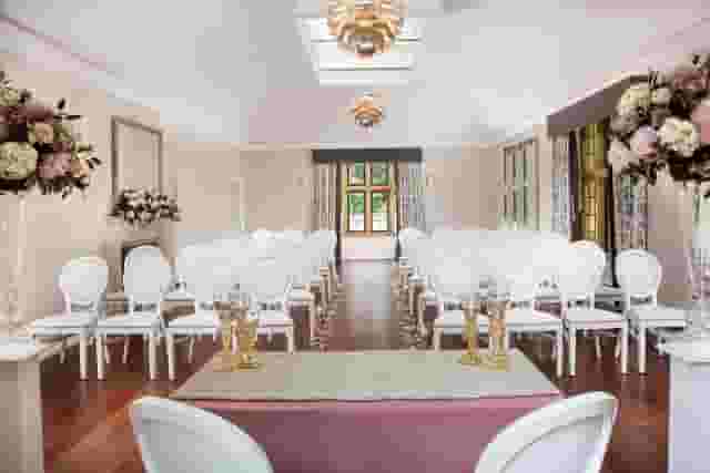 Foxhill Manor