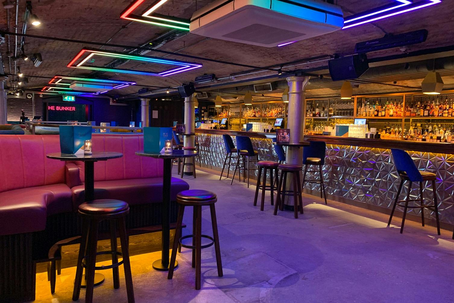 Bar Langley - Whole Venue image 1