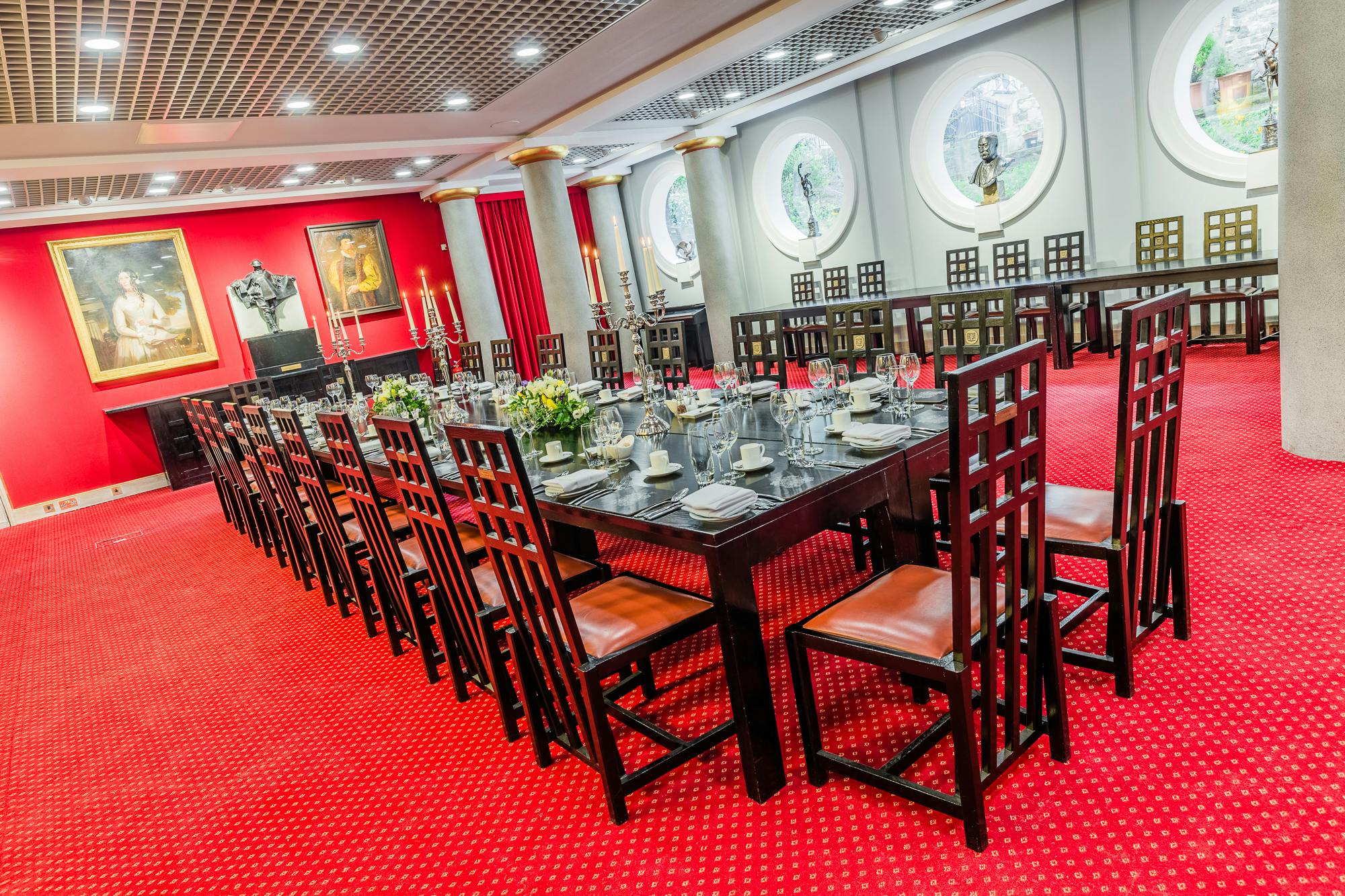 Elegant banquet setup in Livery Hall, ideal for corporate dinners and upscale events.