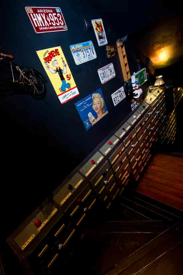Renaissance Area (Main Bar)