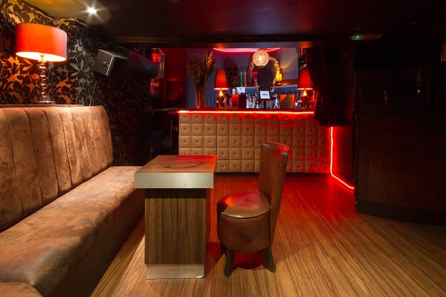 Bar Social
