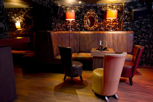 Bar Social