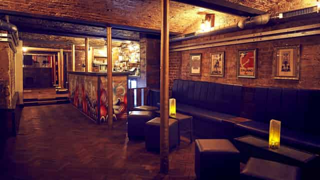 Apples and Pears Bar