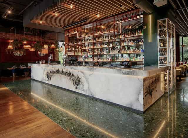 Smith's Bar & Grill