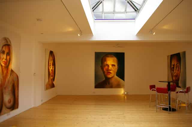 Gallery Different