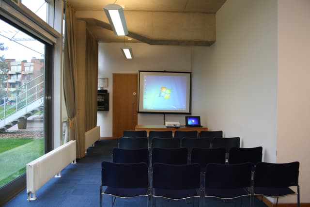 Maplethorpe Office 