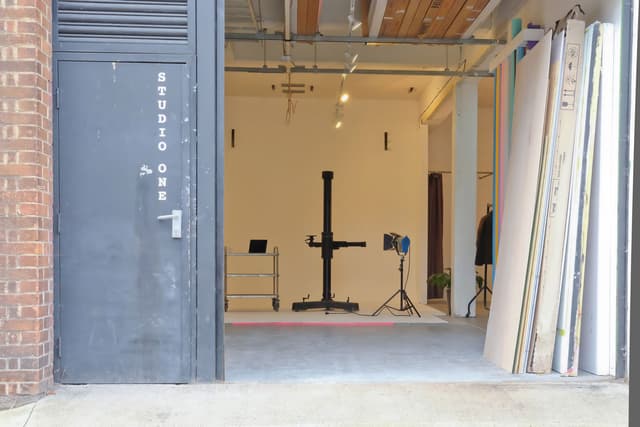 Mowlem Street Studios