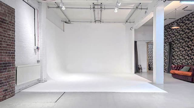 Mowlem Street Studios