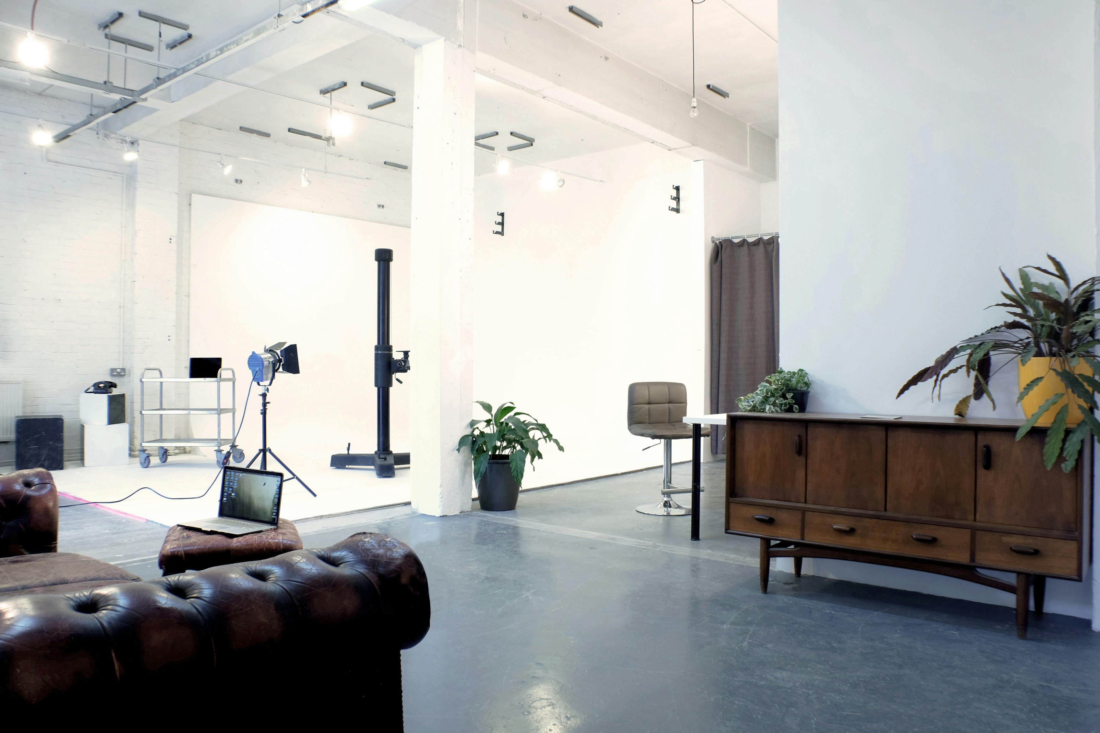 Versatile modern event space in Mowlem Studios, ideal for meetings and workshops.