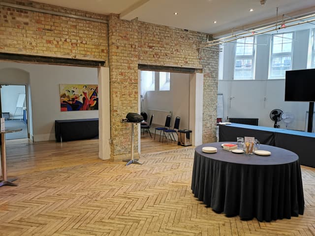 Arnold Room
