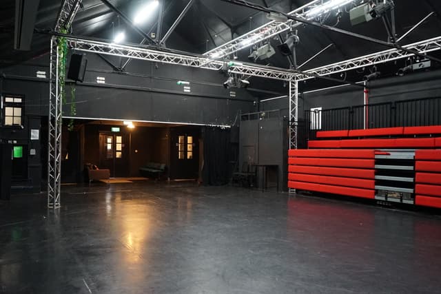 Young Actors Theatre Islington