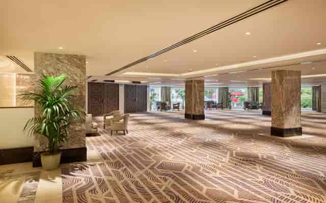 Nine Kings Suite pre-function area for corporate event registration and cocktail receptions.
