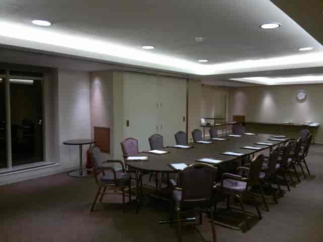 Oak Suite