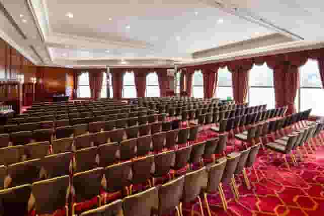 Radisson Blu Edwardian Heathrow