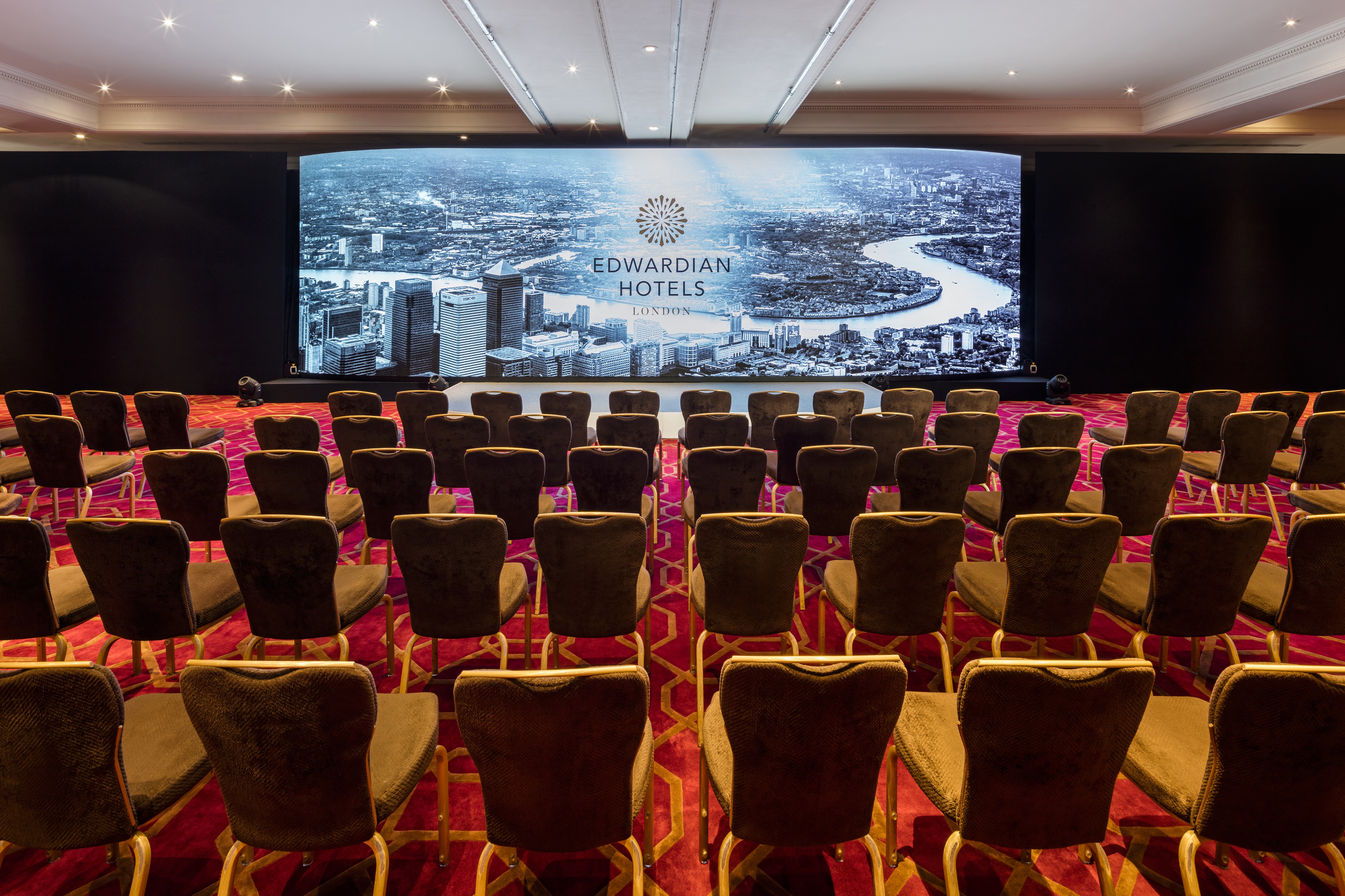 Commonwealth Suite | Radisson Blu Edwardian Heathrow