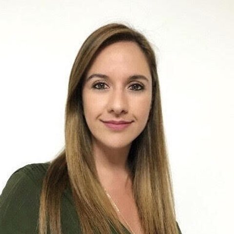 Vivi De La Rosa